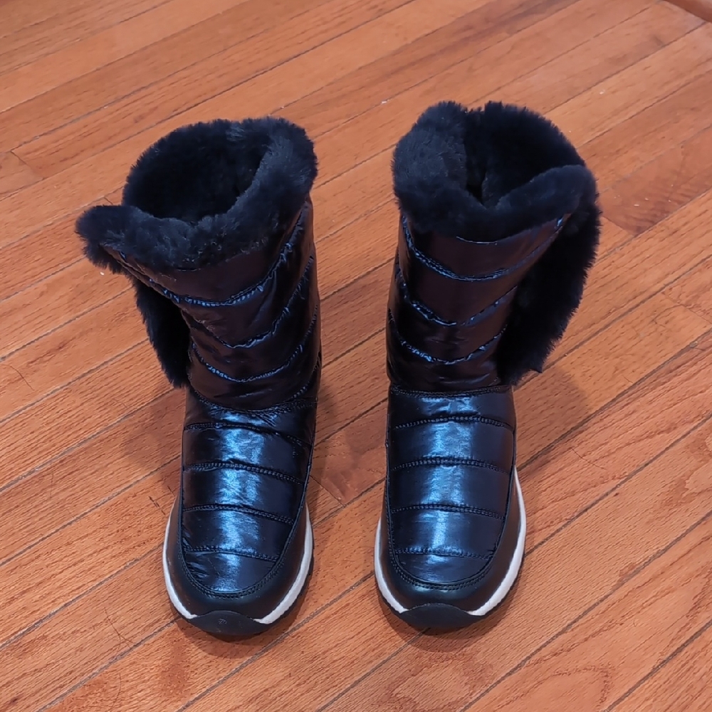 Women's Navy Winter Boots